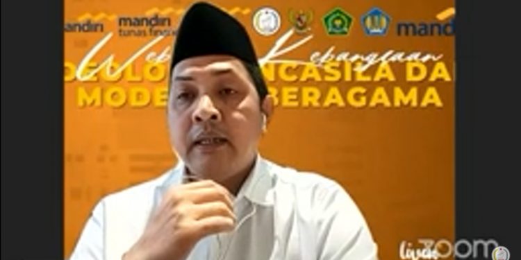 Ratusan Peserta Hadiri Webinar Kebangsaan Ideologi Pancasila dan Moderasi Beragama FKUB Kalbar