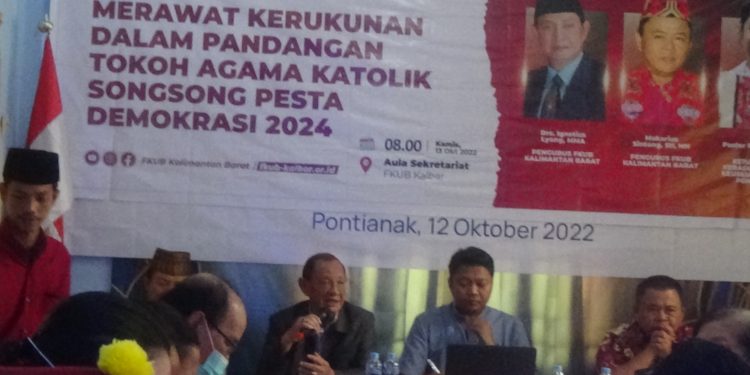 Drs. Ignstius Lyong, MMA : Umat Katolik Sejati, Senantiasa Terapkan CInta KAsih dan Tingkatkan Kualitas Diri Hadapi Tantangan Modernitas