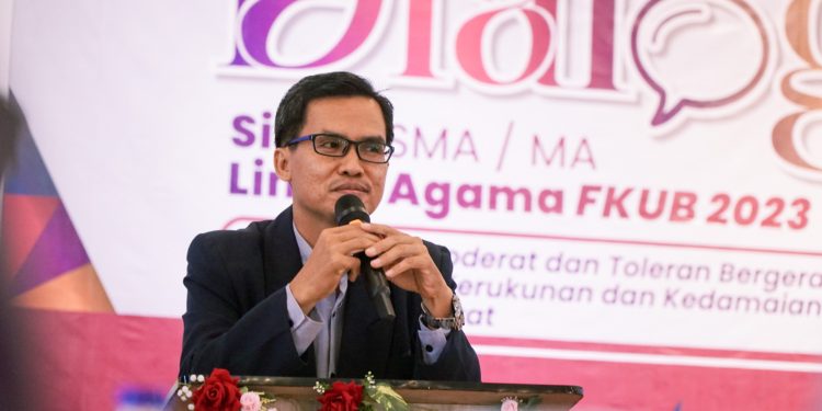 Ketua FKUB Kalbar : Generas Z Harus Ambil Peran AKtif Rawat Kerukunan