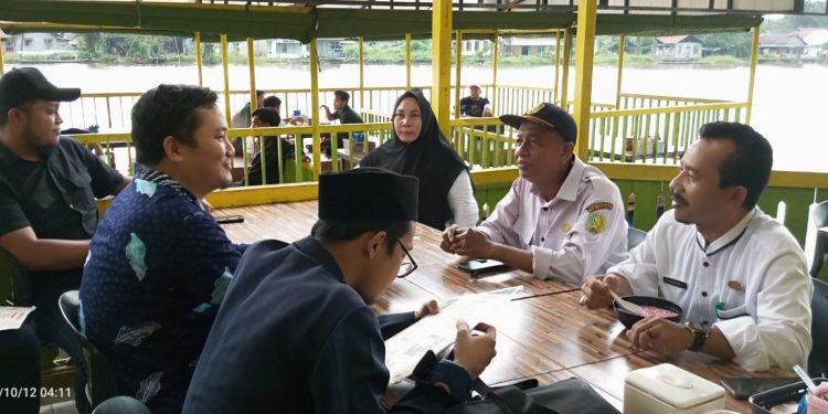 FKUB Kalbar Melakukan SIlaturrahim ke FKUB Sambas