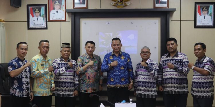 Pengurus FKUB Kabupaten Bengkayang Audensi dengan Bupati Bengkayang