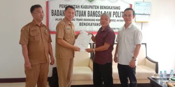 Pengurus FKUB Kabupaten Bengkayang Tandatangani NPHD Hibah Pemda Kabupaten Bengkayang