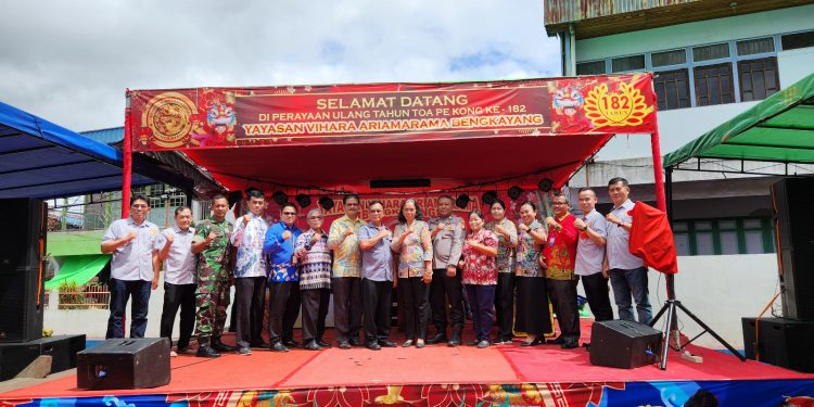 Pengurus Yayasan Vihara Ariamarama Bengkayang Sukseskan Perayaan HUT Toa Pe Kong ke-182 Kecamatan Bengkayang