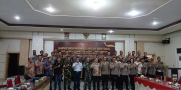 Pdt. Kardinan, M.Pd.K Hadiri Rapat Koordinasi Lintas Sektoral Kesiapan Pengamanan Pilkada Tahun 2024 di Polres Bengkayang