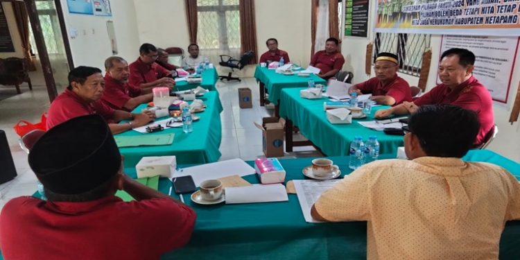 Rapat Evaluasi Tahunan FKUB Ketapang: Catatan Reflektif Kerukunan Umat Beragama