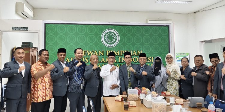 FKUB Kalbar dan MUI Kalbar Sepakat Perkuat Literasi Kerukunan dan Sinergi Antaragama