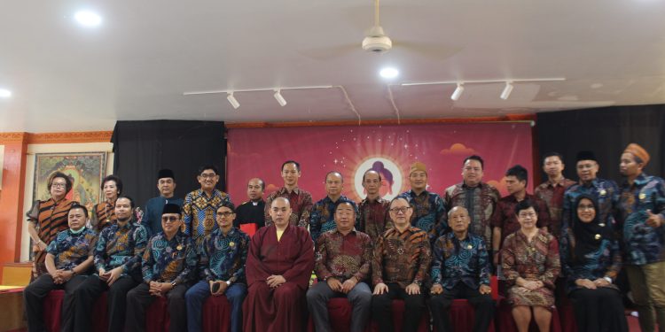 FKUB Kalbar Lakukan Kunjungan Silaturahmi ke WALUBI: Teguhkan Toleransi dan Persaudaraan Lintas Agama