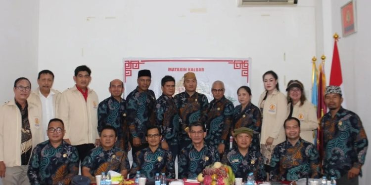 Kunjungan FKUB Kalbar ke MATAKIN Kalbar : Merawat Kerukunan dengan Saling Memahami dari Dalam