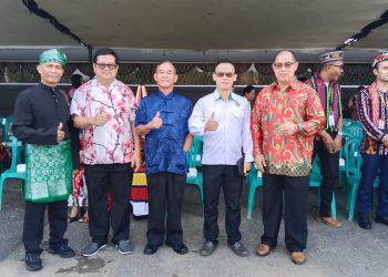 Tji Cin Med Hadiri Upacara HUT Pemerintah Daerah Kab. Bengkayang ke 27 di Lapangan Upacara Kantor Bupati Bengkayang