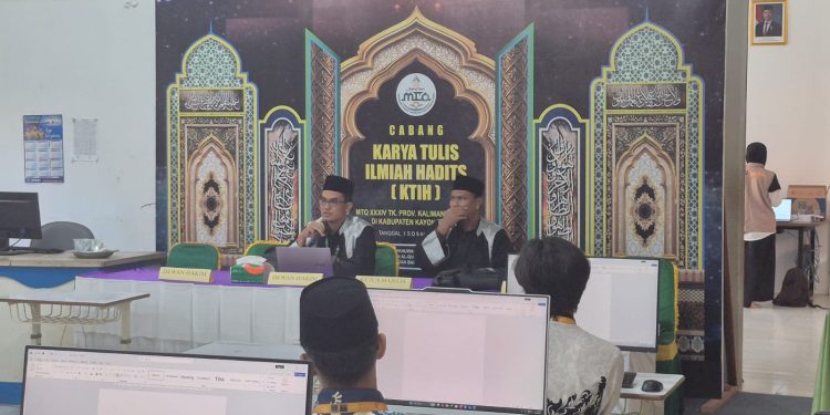 KARYA TULIS ILMIAH HADITS; JEMBATAN KOMUNIKASI ISLAM MODERN