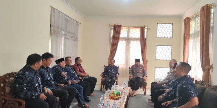 Kapolres Ketapang Sambangi FKUB, Perkuat Sinergi Menjaga Kerukunan dan Kondusivitas